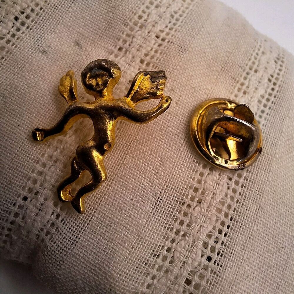 Vintage Gold Tone Metal  Angel Lapel Hat Pin Tie Tack